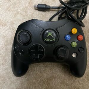 Microsoft 
Xbox CONTROLLER
Black